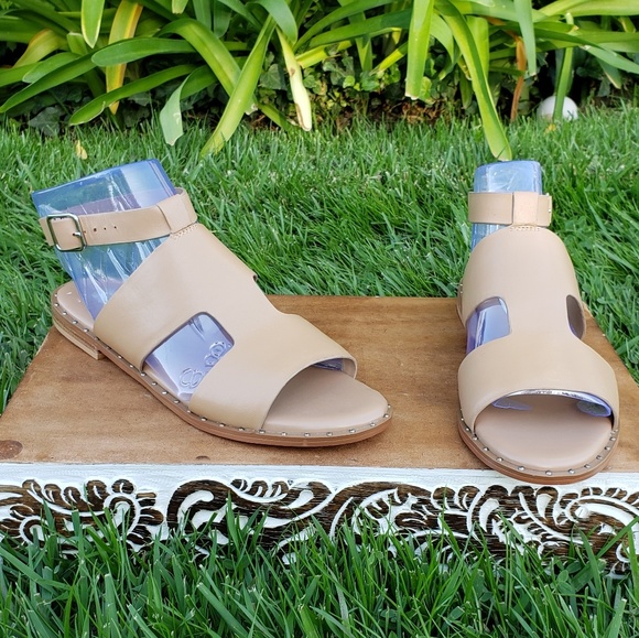 Casual Cool Steve Madden Studded Sandals - Picture 2 of 8